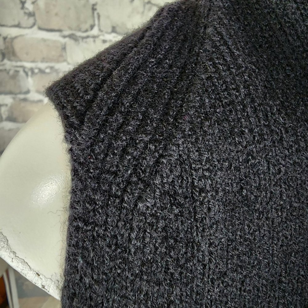 Aritzia Wilfred Olivie Merino Wool Open Front Maxi Vest Black Size Small - Picture 6 of 12